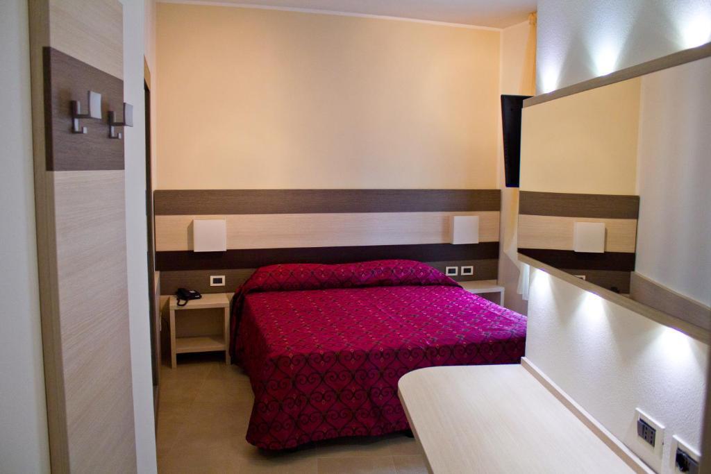 Hotel Siena Verona Camera foto
