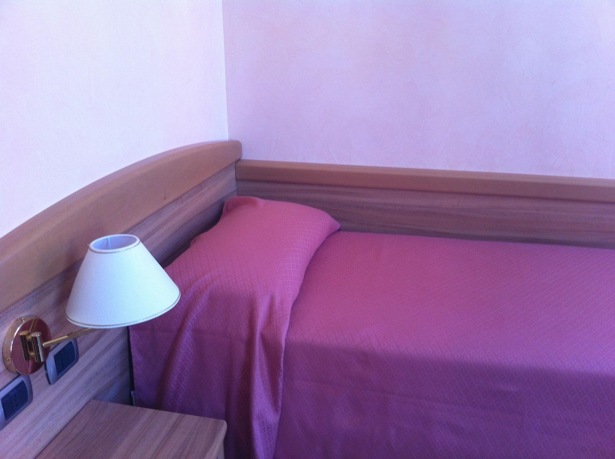 Hotel Siena Verona Esterno foto