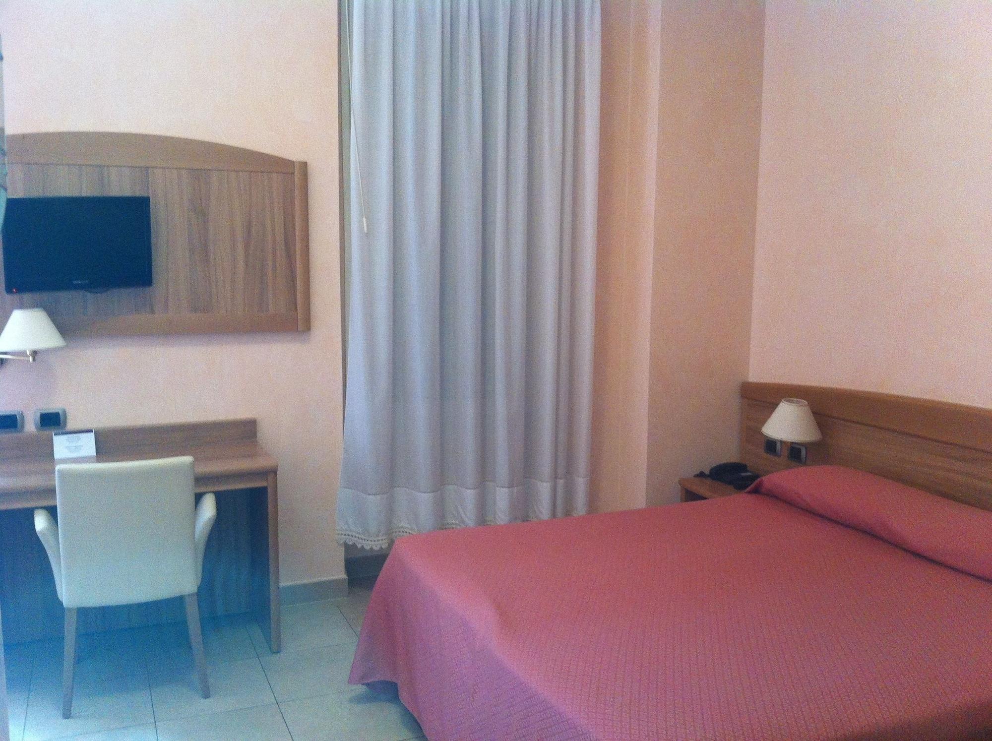 Hotel Siena Verona Esterno foto