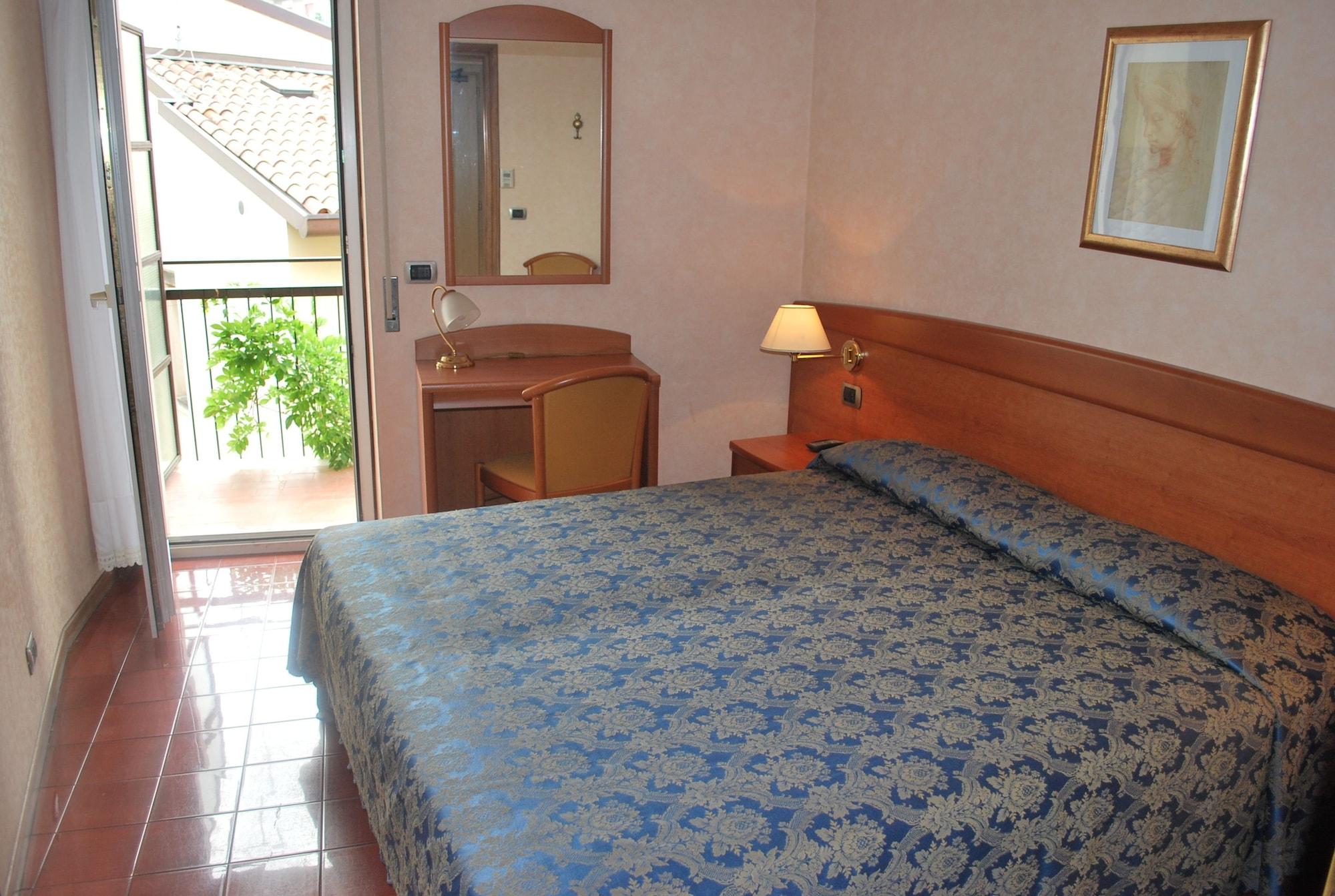 Hotel Siena Verona Esterno foto