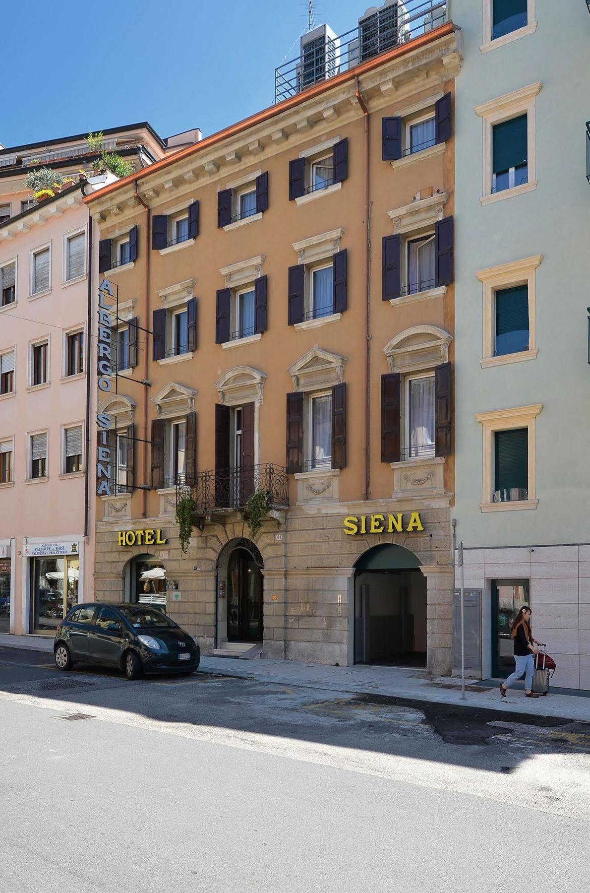 Hotel Siena Verona Esterno foto