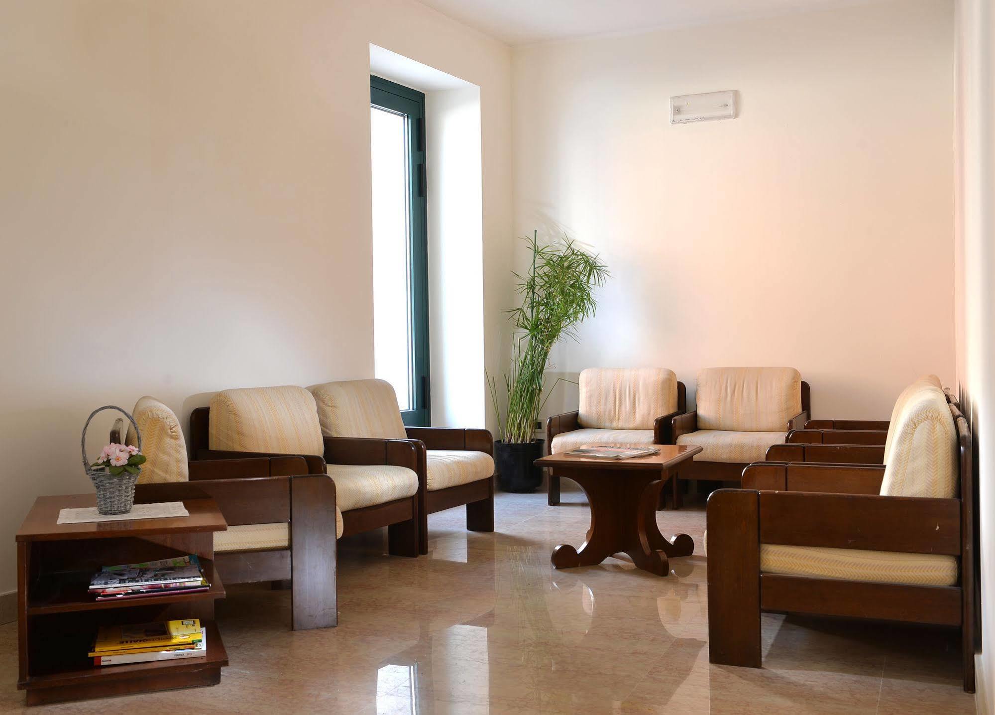 Hotel Siena Verona Esterno foto